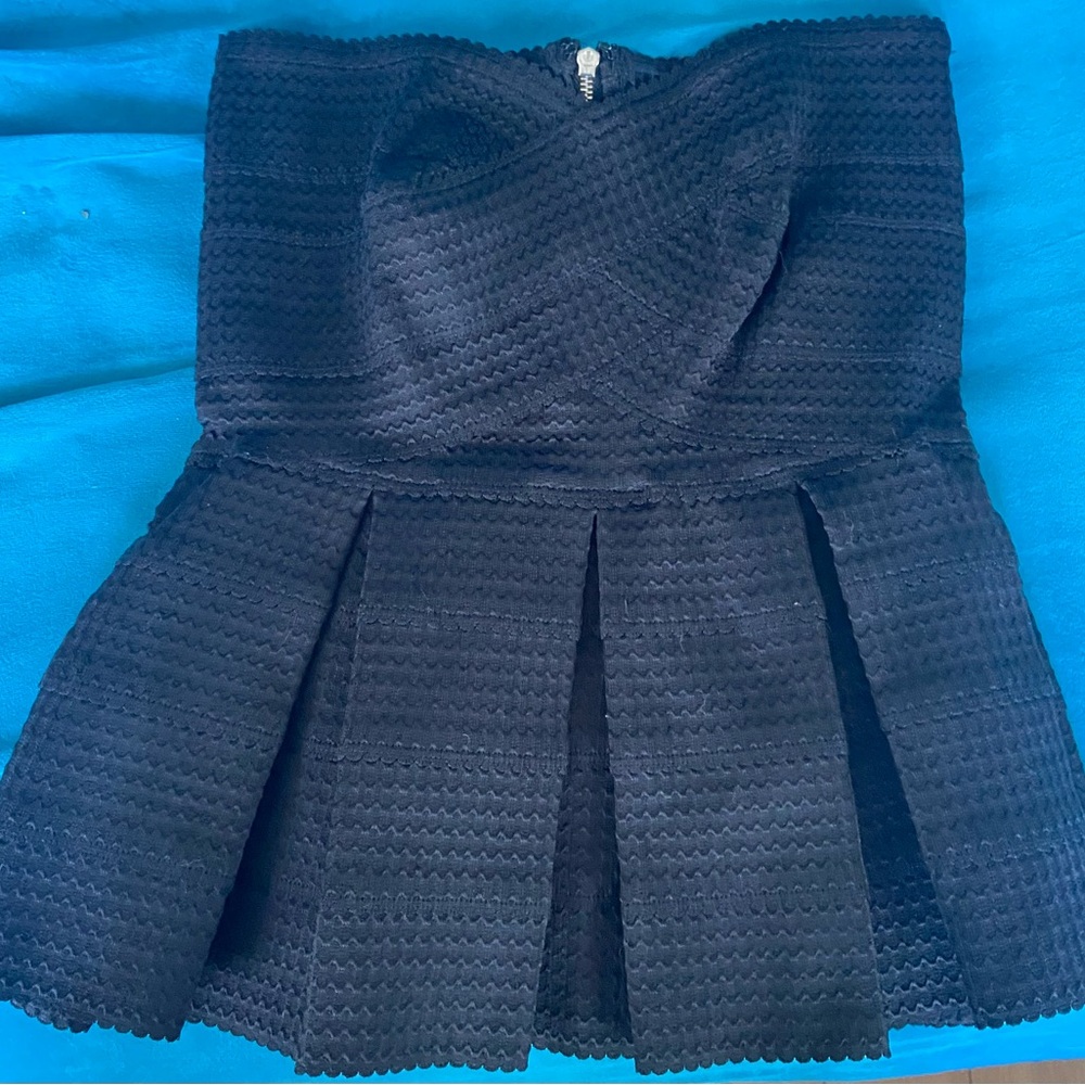 NWT- Honey Punch Black Strapless Peplum Bandage Top, Black, Size M